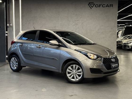 HYUNDAI HB20 1.0 COMFORT 12V FLEX 4P MANUAL HYUNDAI HB20 1.0 COMFORT 12V FLEX 4P MANUAL
